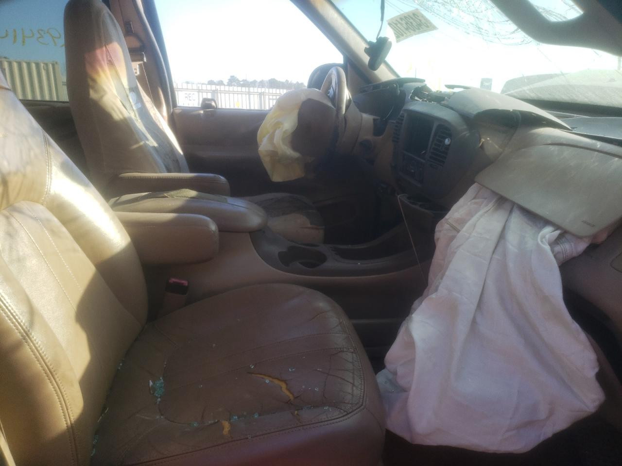 Photo 5 from auction – 1998 FORD EXPEDITION with VIN 1FMPU18L1WLA98448