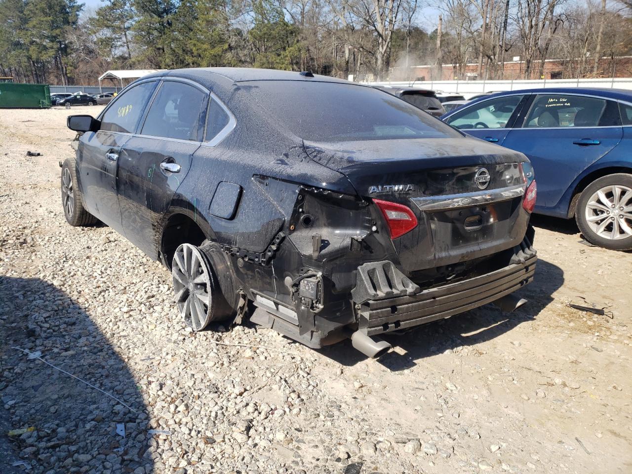 Photo 3 from auction – 2017 NISSAN ALTIMA 2.5 with VIN 1N4AL3AP4HC489141