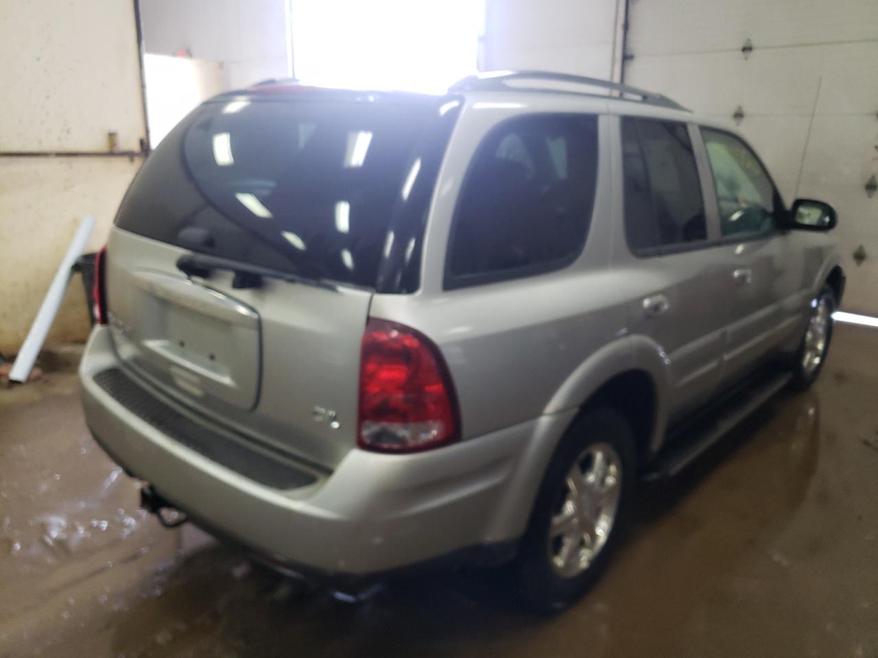 Photo 4 from auction – 2006 BUICK RAINIER CX with VIN 5GAET13MX62154666