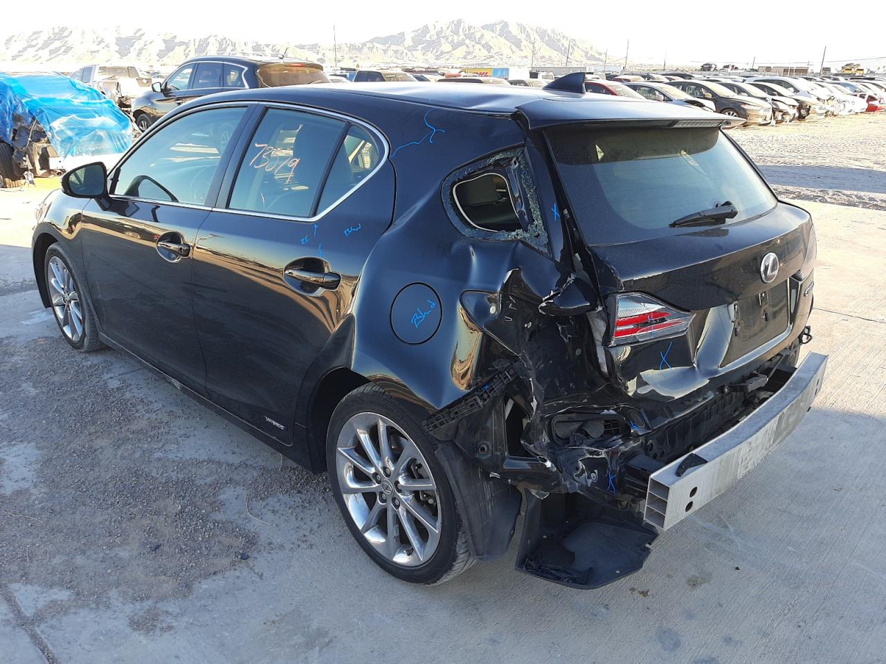 Photo 3 from auction – 2015 LEXUS CT 200 with VIN JTHKD5BH9F2218589