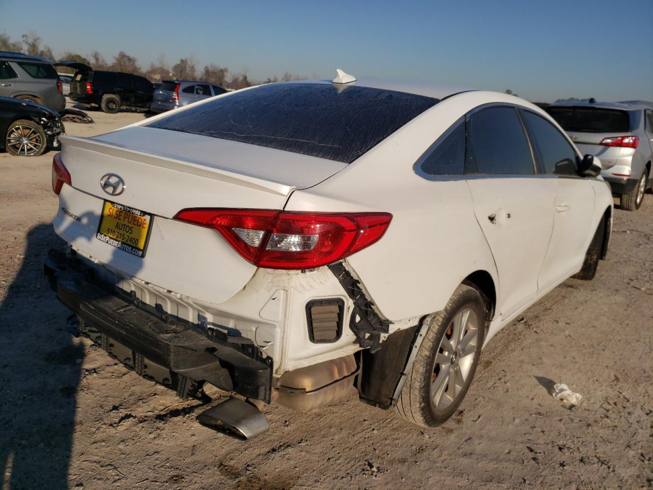 Photo 4 from auction – 2017 HYUNDAI SONATA SE with VIN 5NPE24AF4HH459301