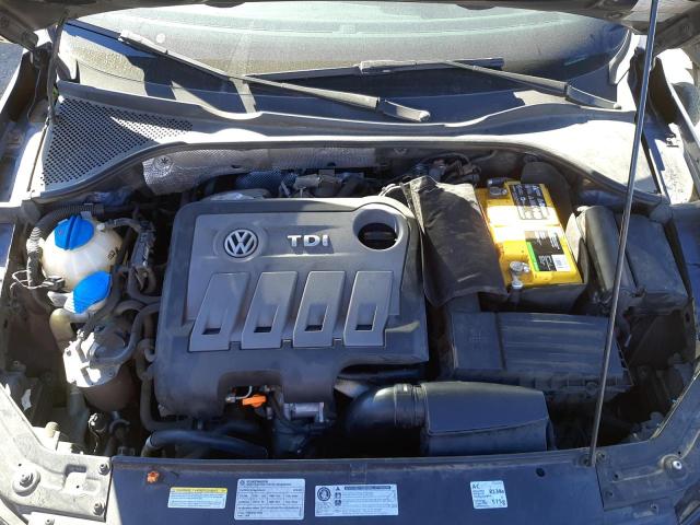 Photo 7 from auction – 2012 VOLKSWAGEN PASSAT SE with VIN 1VWBN7A35CC060206