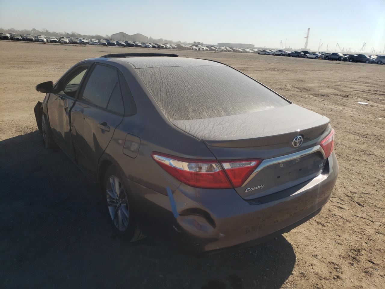 Photo 3 from auction – 2017 TOYOTA CAMRY LE with VIN 4T1BF1FK7HU447558