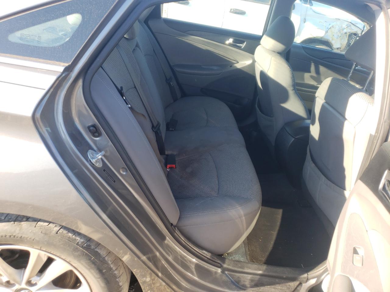 Photo 6 from auction – 2012 HYUNDAI SONATA GLS with VIN 5NPEB4AC0CH428870