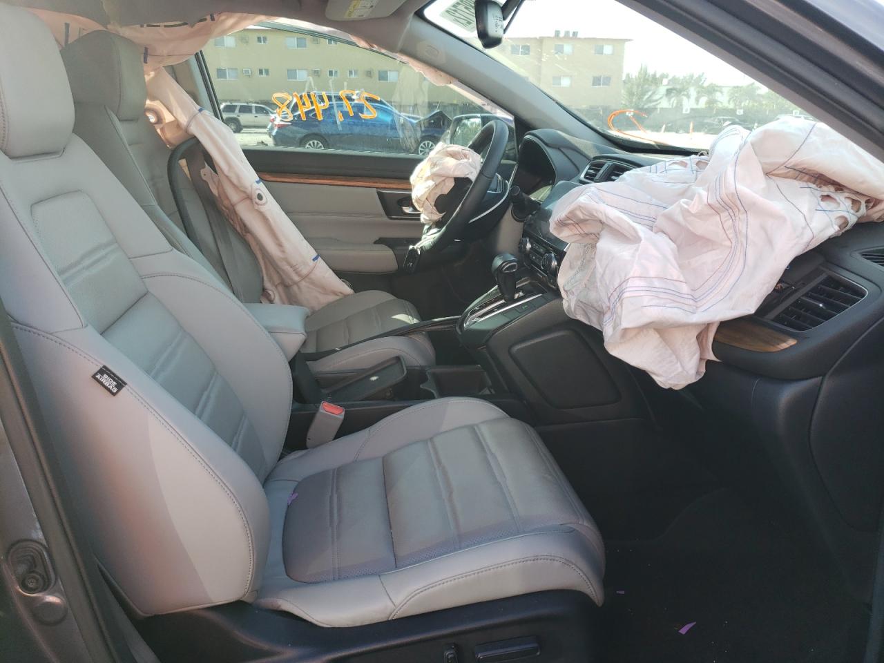 Photo 5 from auction – 2018 HONDA CR-V EXL with VIN 7FARW1H87JE034188