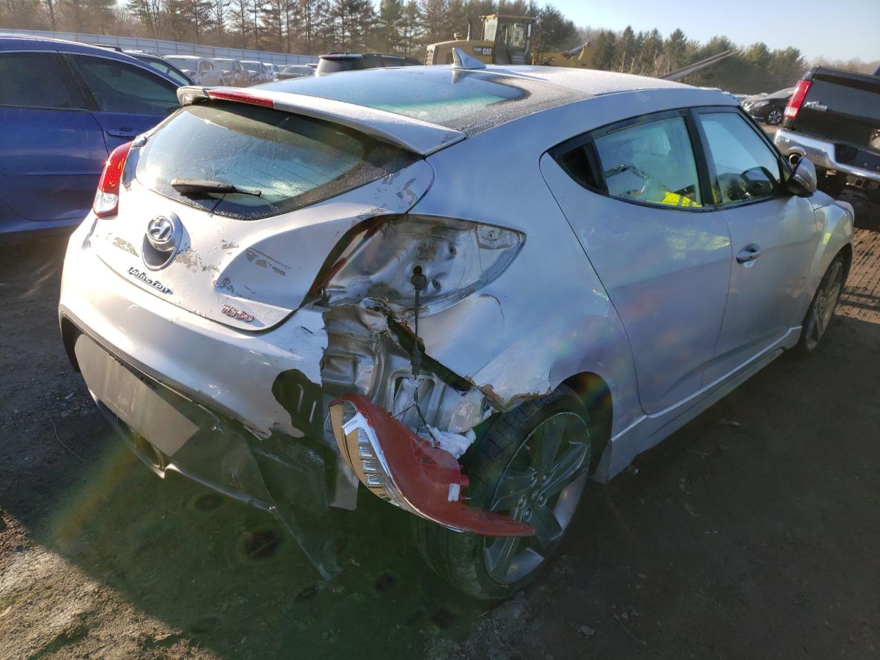 Photo 4 from auction – 2014 HYUNDAI VELOSTER T with VIN KMHTC6AE2EU199758