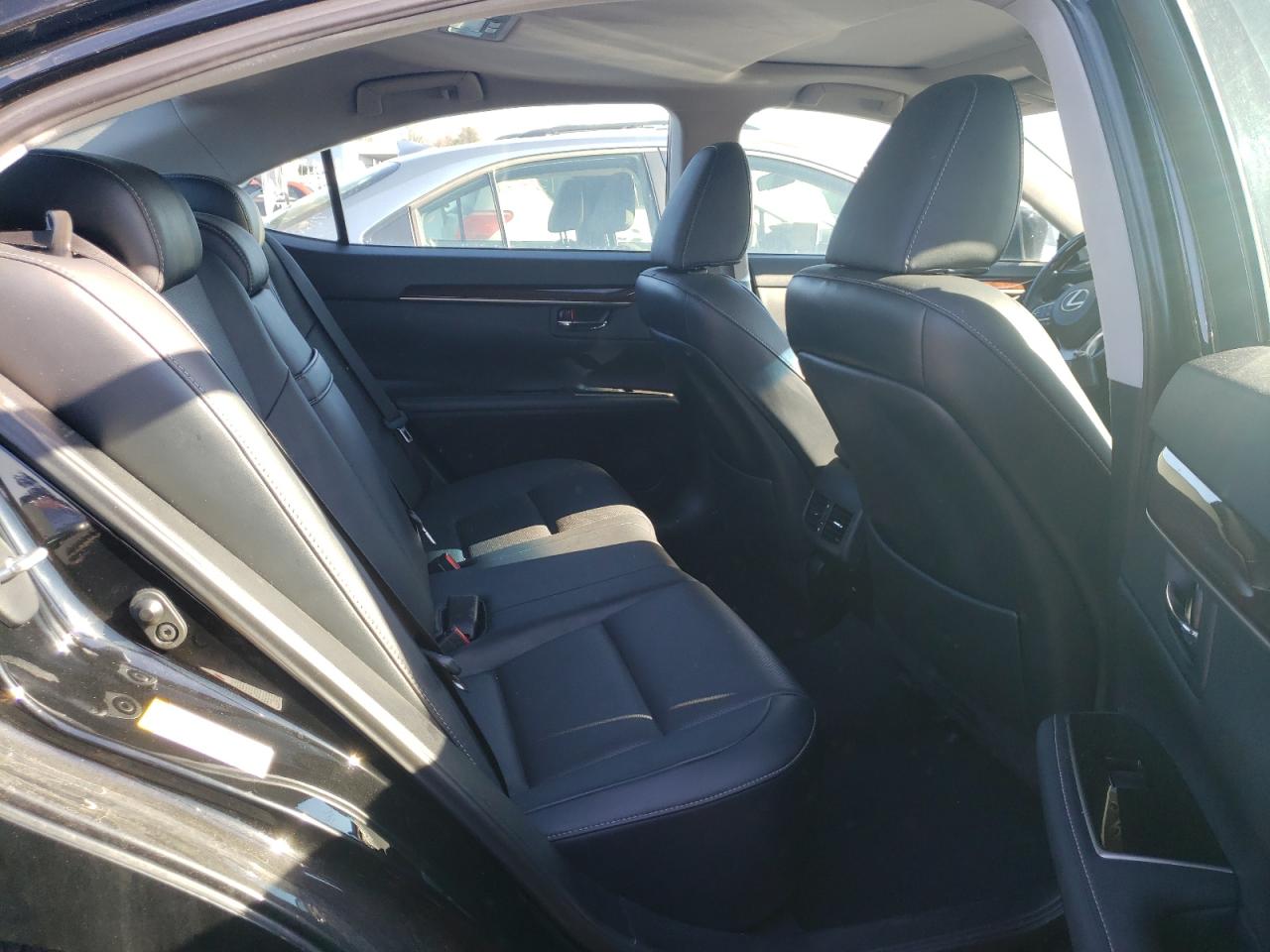 Photo 6 from auction – 2016 LEXUS ES 350 with VIN 58ABK1GG7GU023696