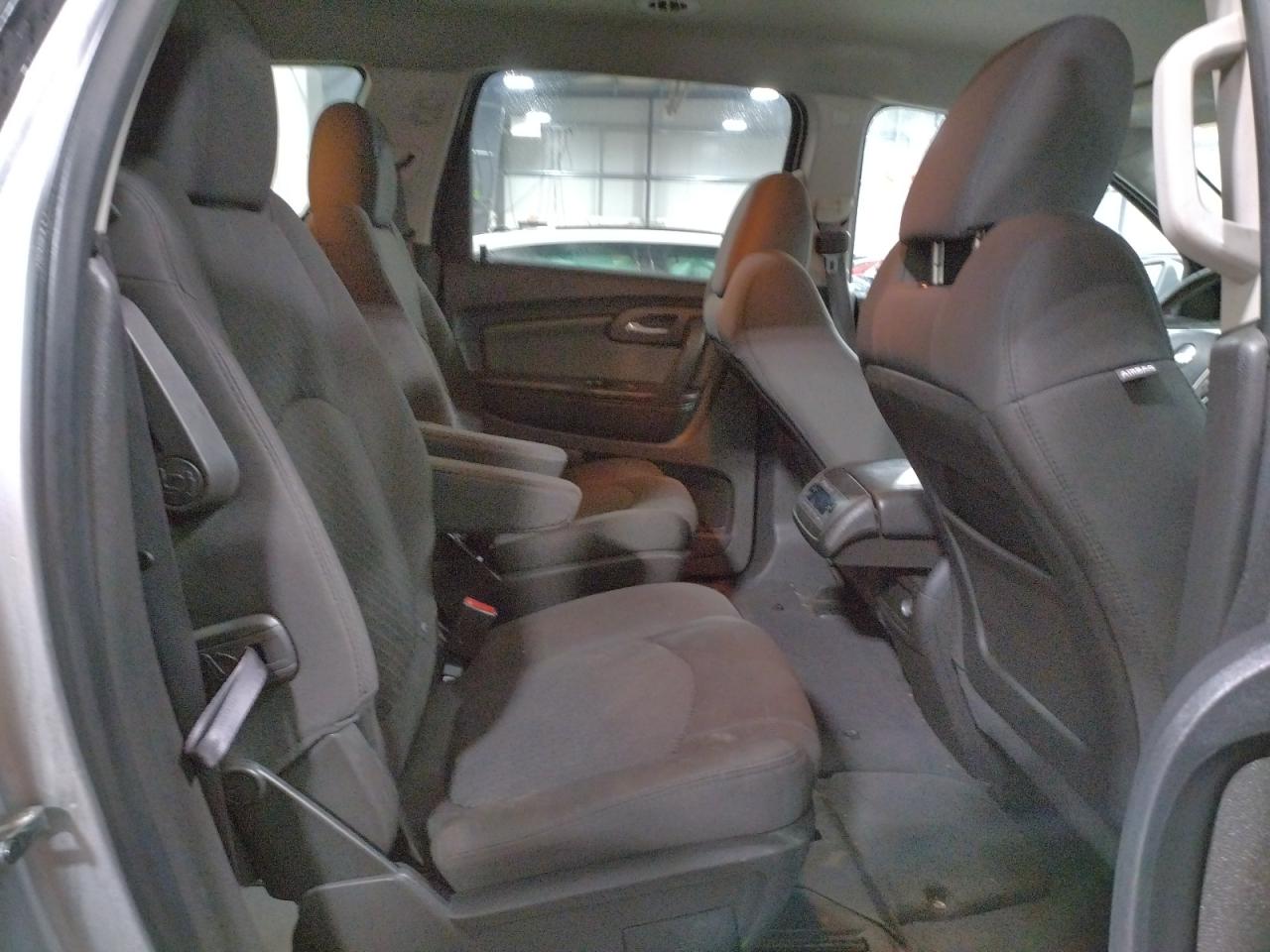 Photo 6 from auction – 2012 CHEVROLET TRAVERSE L with VIN 1GNKVJED4CJ137864