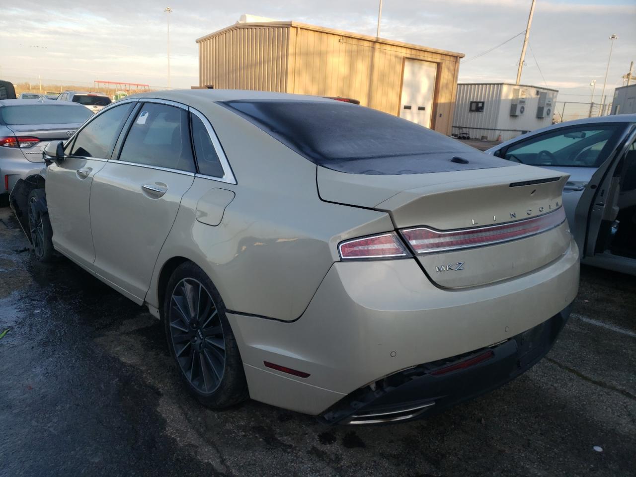Photo 3 from auction – 2016 LINCOLN MKZ HYBRID with VIN 3LN6L2LU9GR621125