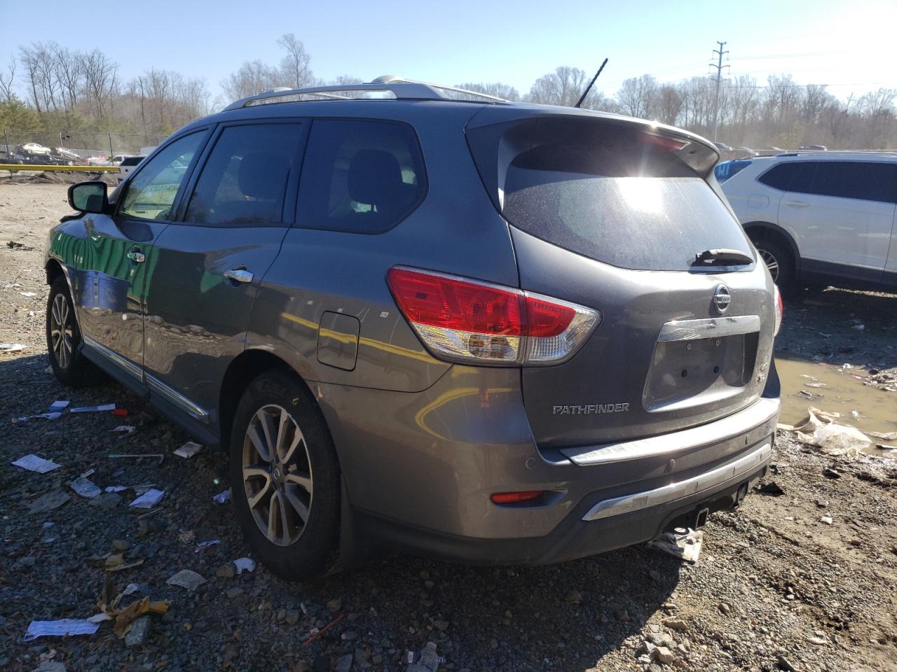 Photo 3 from auction – 2015 NISSAN PATHFINDER with VIN 5N1AR2MM7FC658081