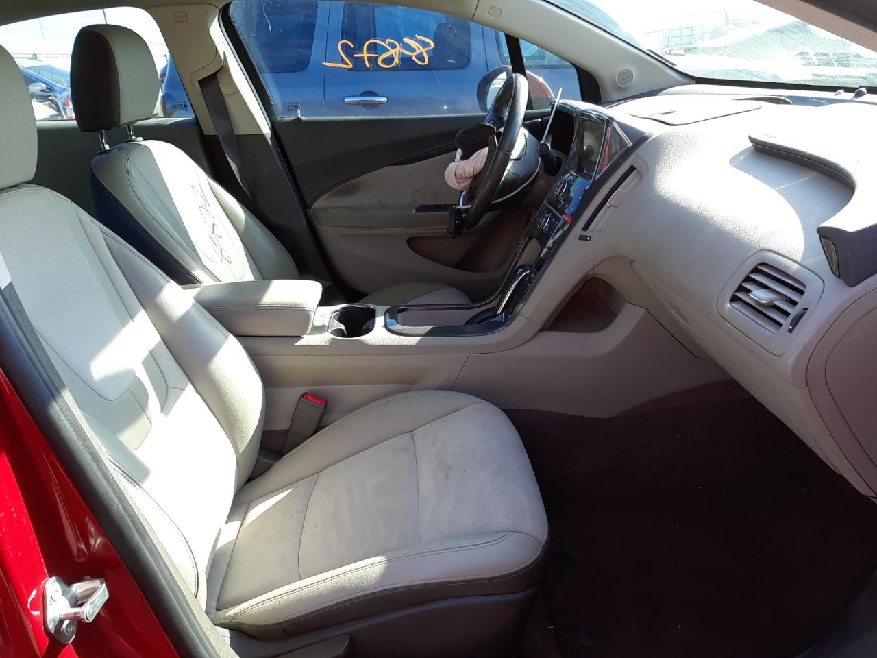 Photo 5 from auction – 2015 CHEVROLET VOLT with VIN 1G1RB6E4XFU106109