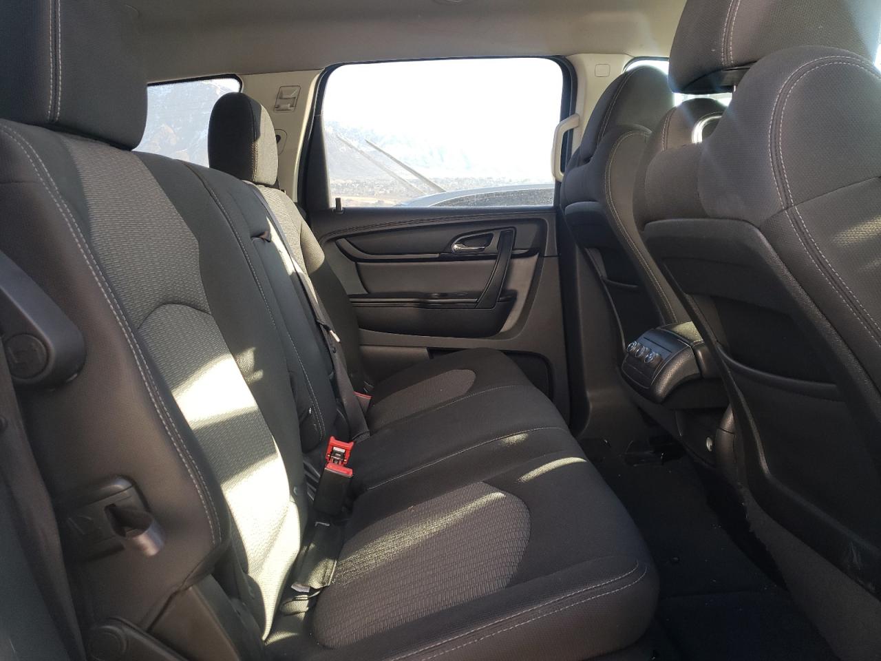 Photo 6 from auction – 2013 CHEVROLET TRAVERSE L with VIN 1GNKVGKD5DJ205680