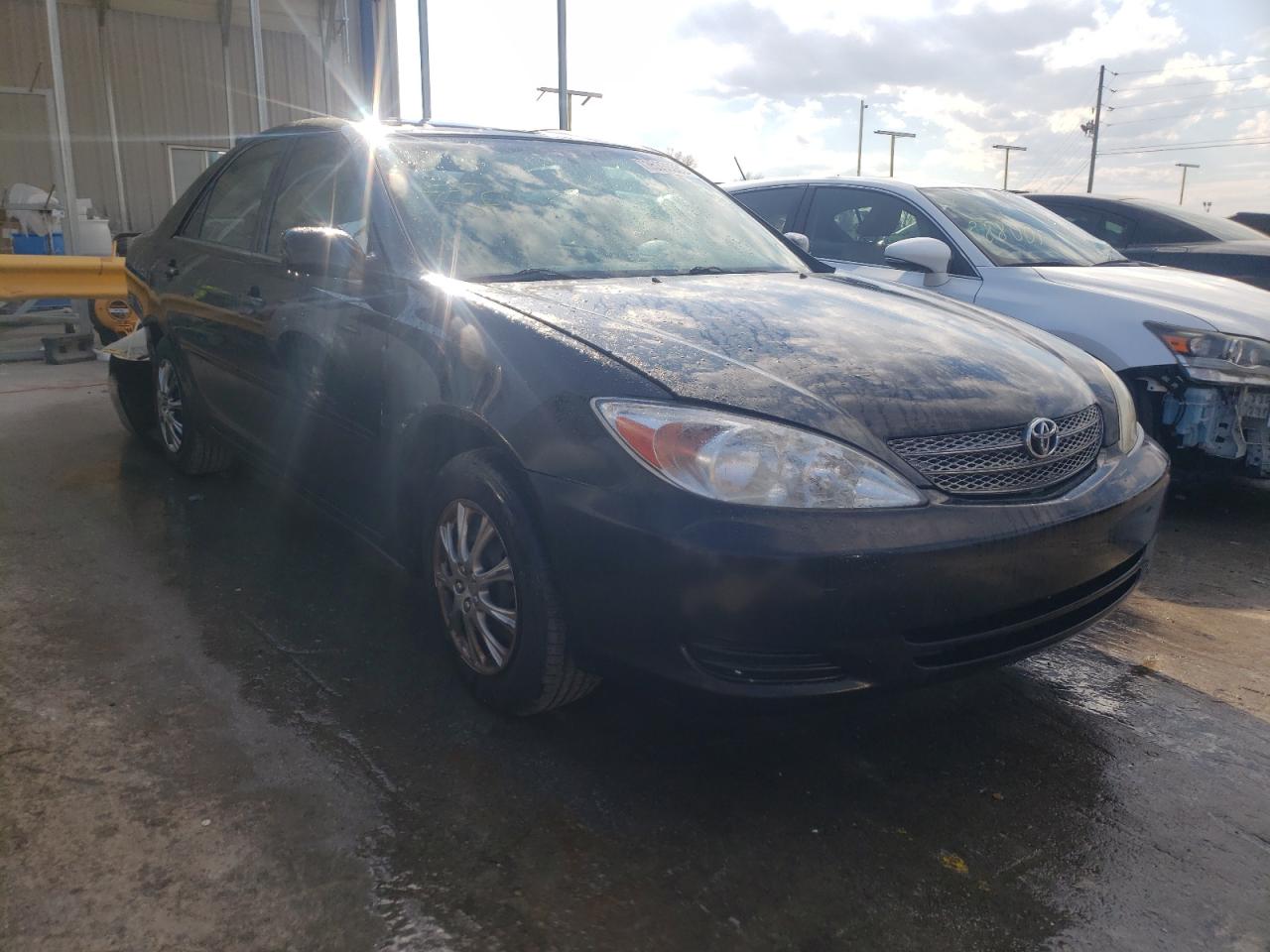 Photo 1 from auction – 2002 TOYOTA CAMRY LE with VIN 4T1BE32K32U021782