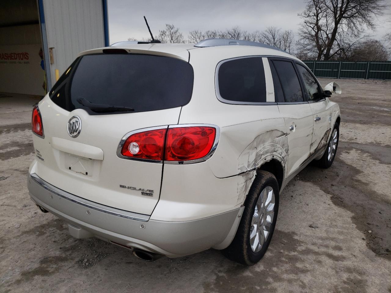 Photo 4 from auction – 2011 BUICK ENCLAVE CX with VIN 5GAKRCED5BJ320893