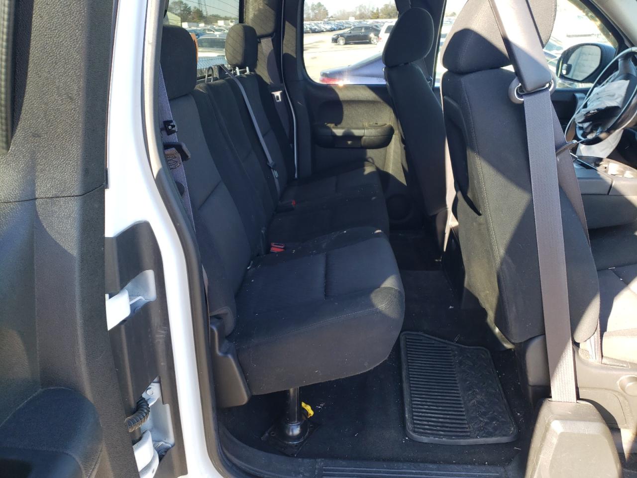 Photo 6 from auction – 2012 GMC SIERRA K15 with VIN 1GTR2VE71CZ108521