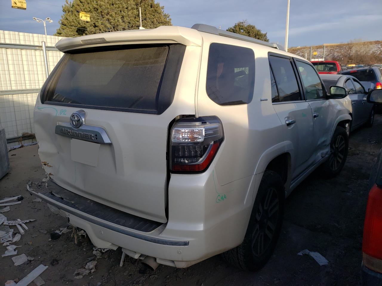 Photo 4 from auction – 2016 TOYOTA 4RUNNER SR with VIN JTEBU5JR7G5344599