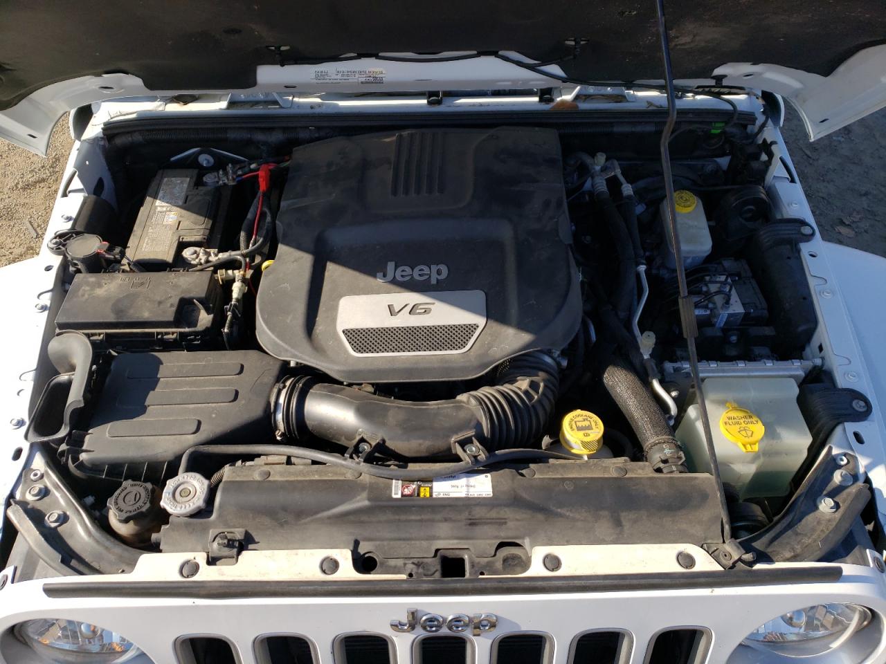 Photo 7 from auction – 2016 JEEP WRANGLER U with VIN 1C4BJWEG1GL178071