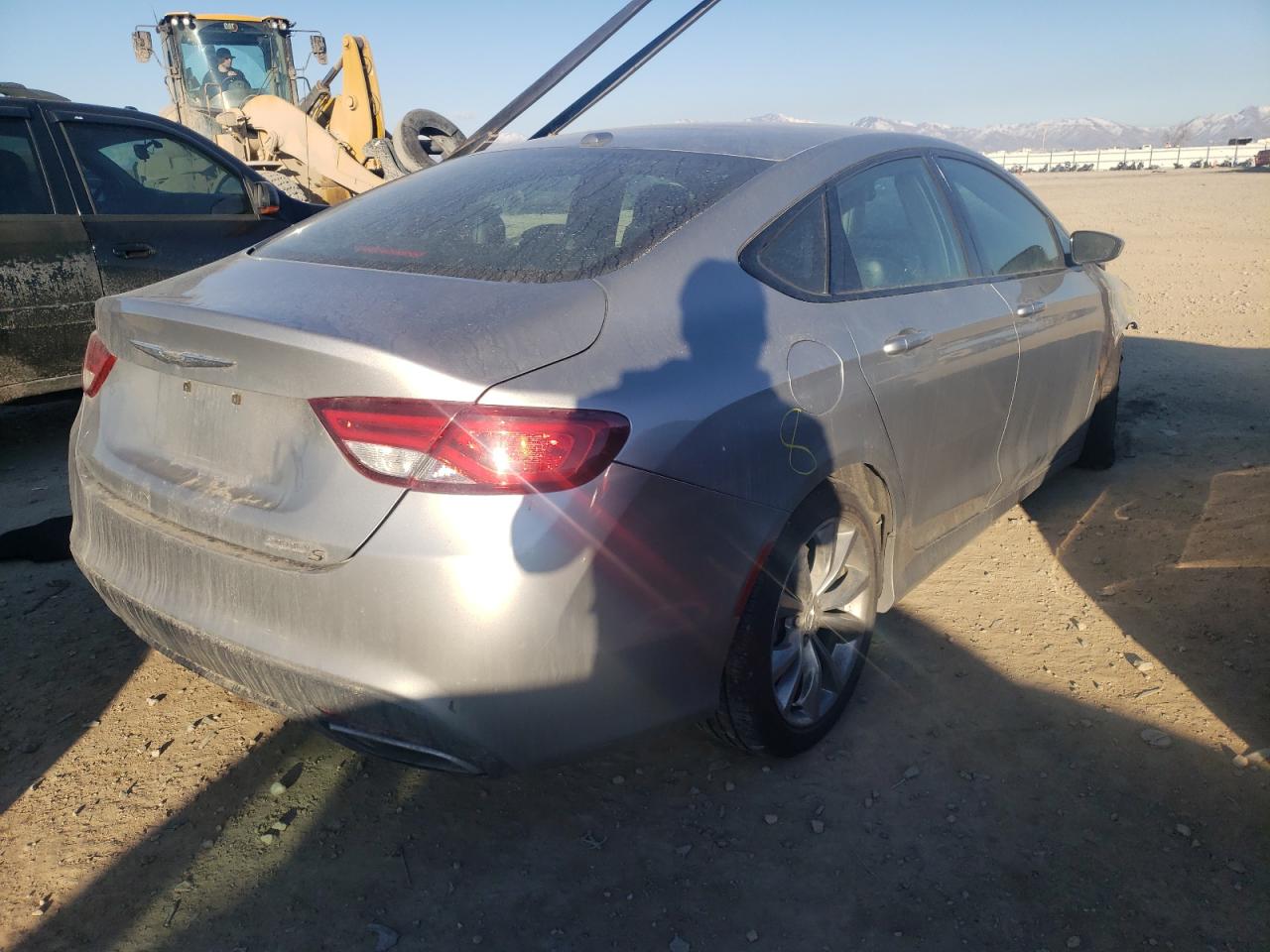 Photo 4 from auction – 2015 CHRYSLER 200 S with VIN 1C3CCCBB5FN619438