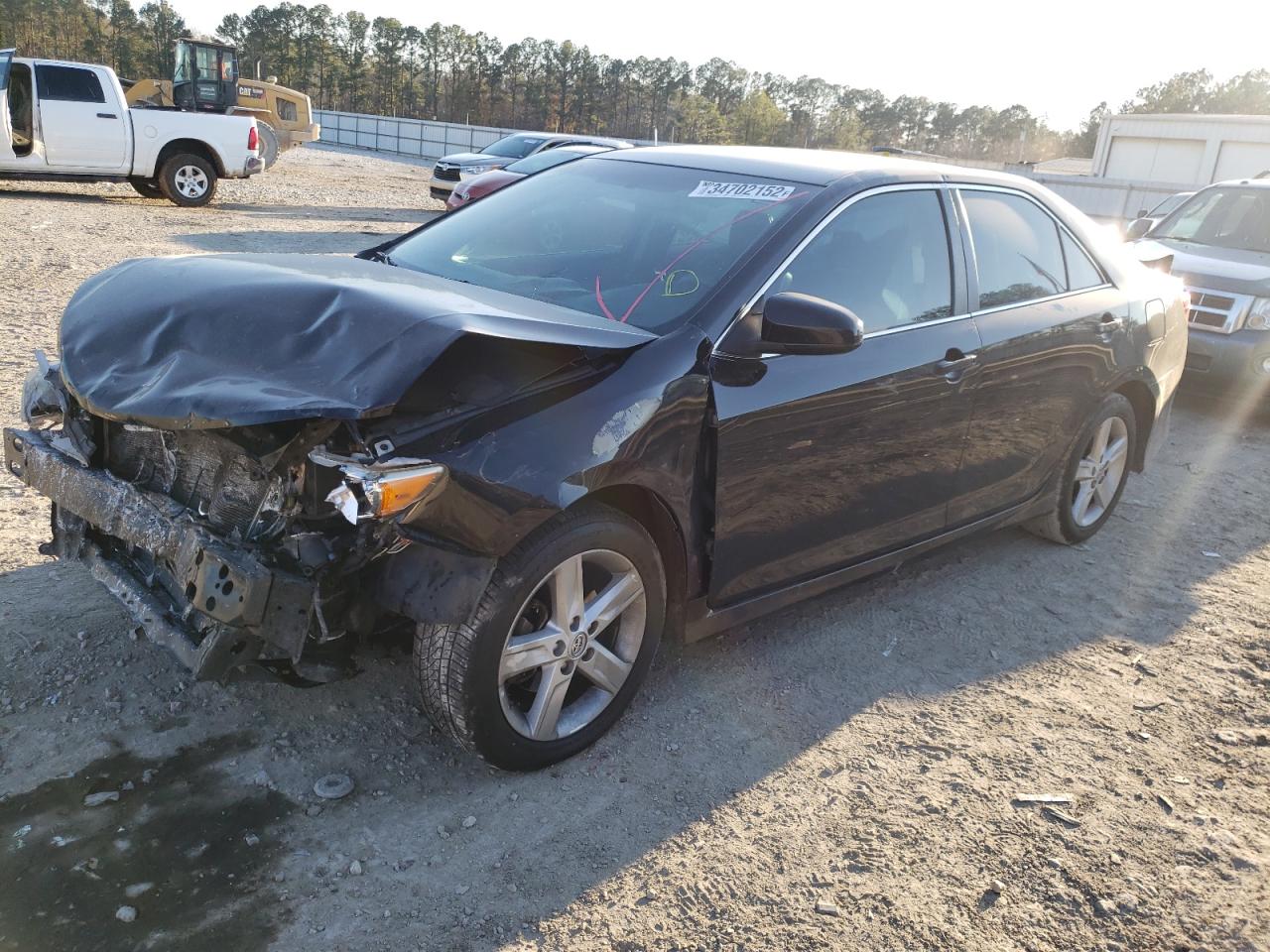Photo 2 from auction – 2014 TOYOTA CAMRY L with VIN 4T1BF1FK9EU826184