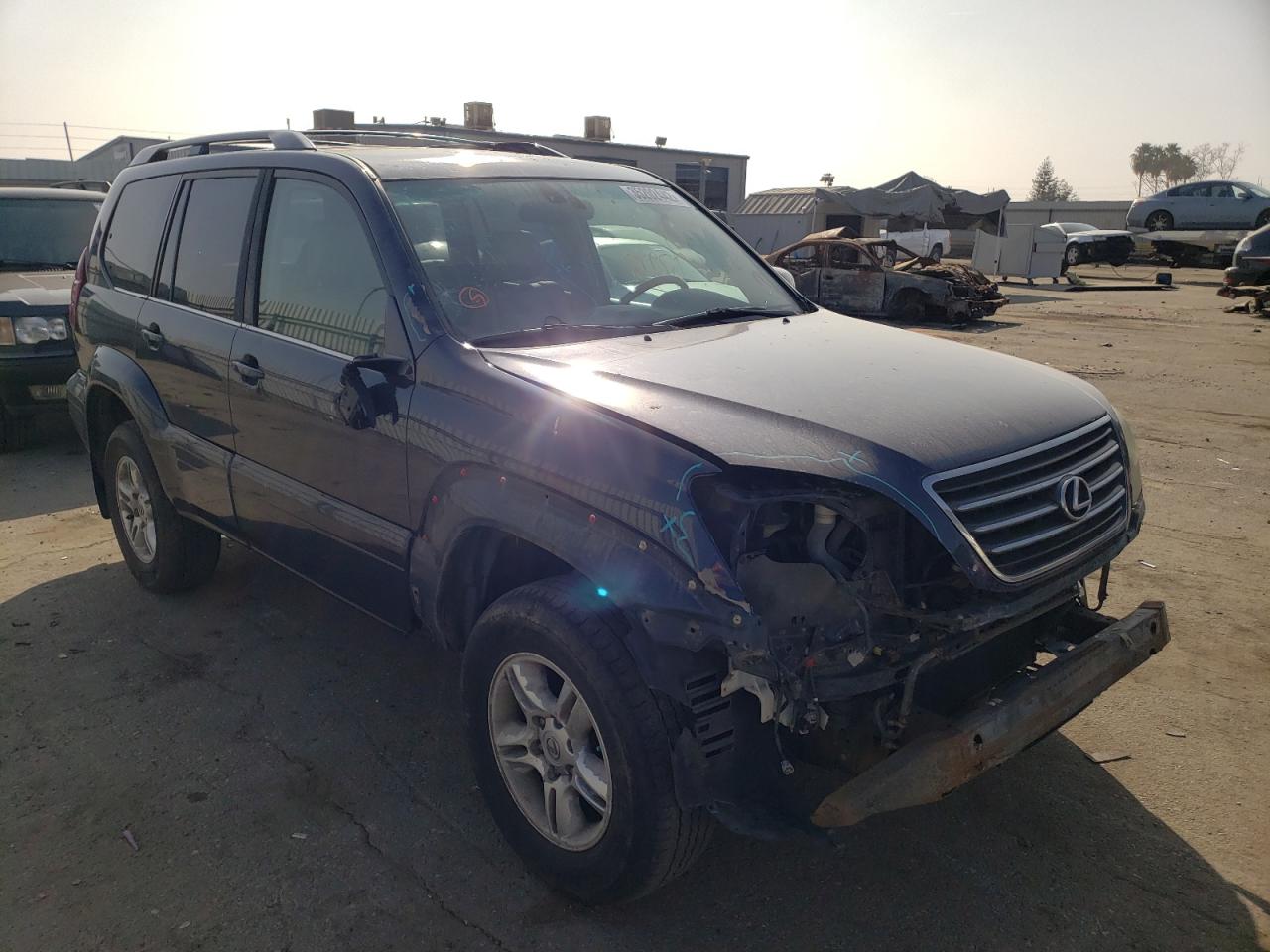 LEXUS GX 470 2004 with VIN JTJBT20X940059835 - Photo from auction