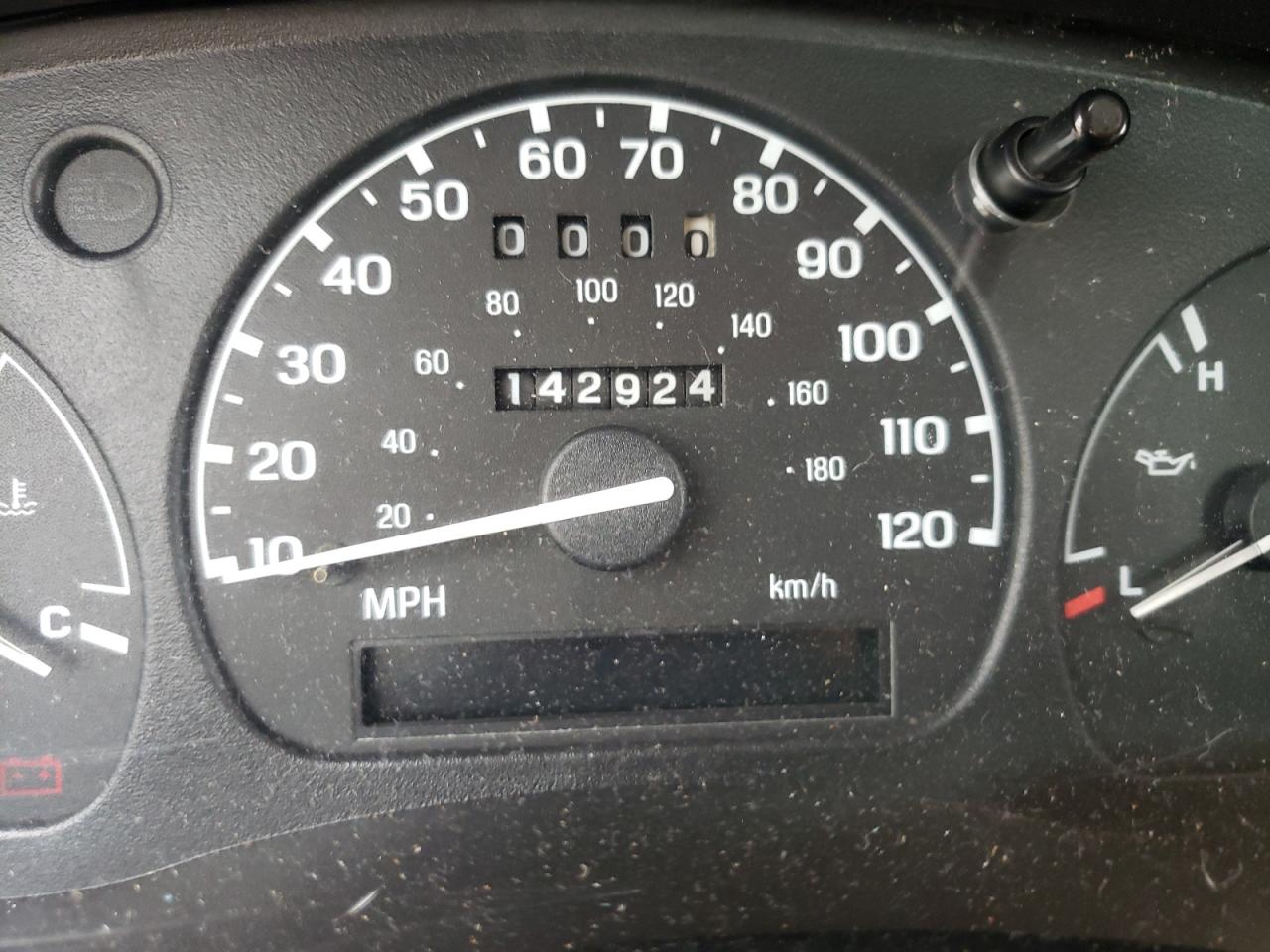 Photo 8 from auction – 2000 FORD RANGER with VIN 1FTYR10C7YPB40798