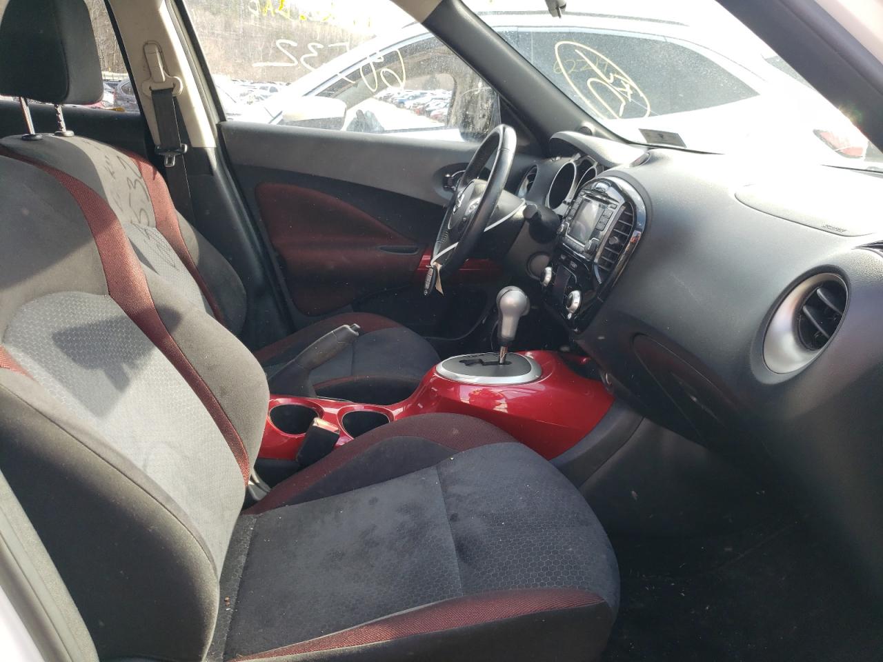 Photo 5 from auction – 2015 NISSAN JUKE S with VIN JN8AF5MR6FT500880