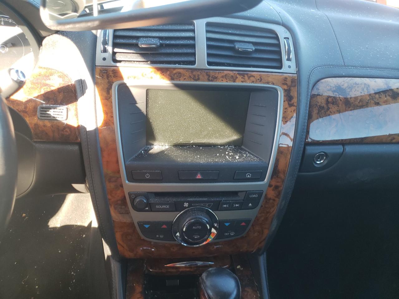 Photo 9 from auction – 2007 JAGUAR XK with VIN SAJDA43B375B04566