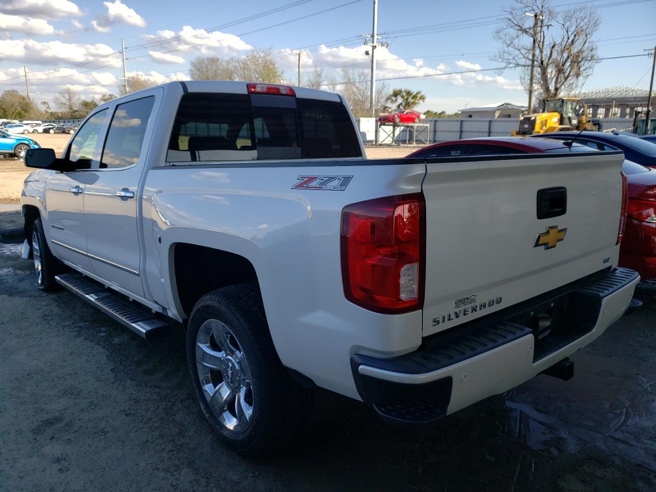 Photo 3 from auction – 2017 CHEVROLET SILVERADO with VIN 3GCUKSEC9HG457973