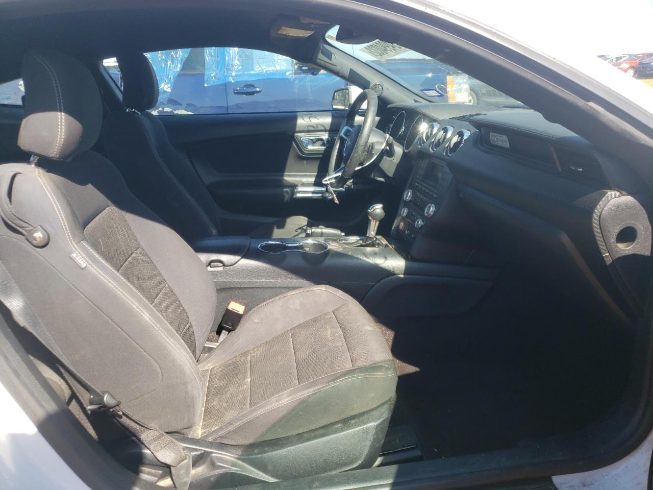Photo 5 from auction – 2015 FORD MUSTANG with VIN 1FA6P8AM7F5403545