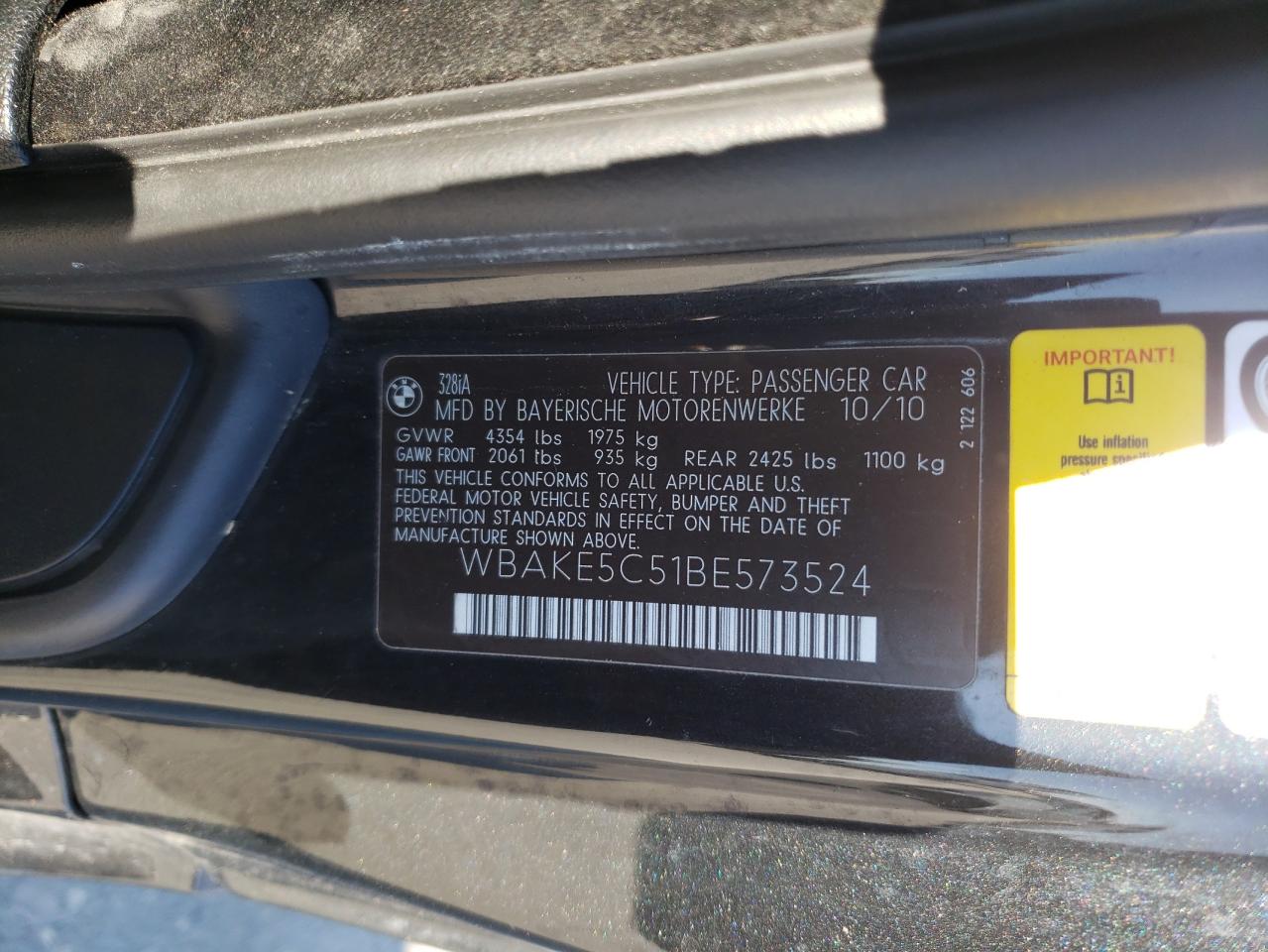 Photo 10 from auction – 2011 BMW 328 I SULE with VIN WBAKE5C51BE573524