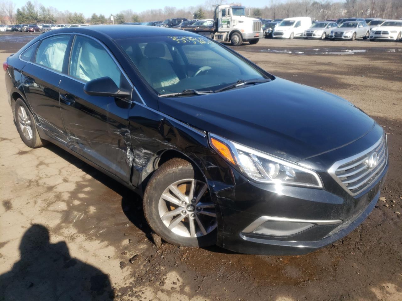 Photo 1 from auction – 2016 HYUNDAI SONATA SE with VIN 5NPE24AF5GH332832