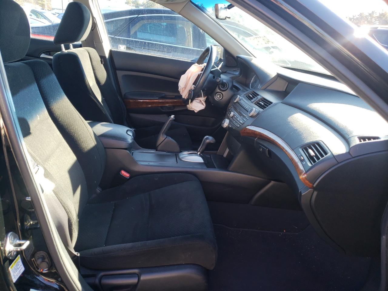 Photo 5 from auction – 2012 HONDA ACCORD EX with VIN 1HGCP2F77CA041962