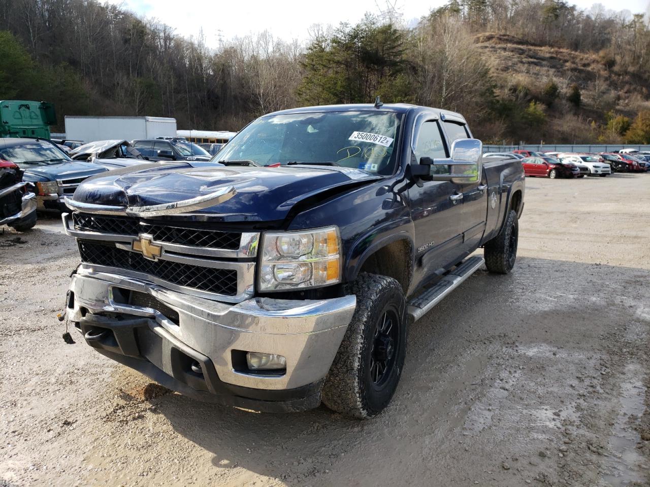 Photo 2 from auction – 2011 CHEVROLET SILVERADO with VIN 1GC4K1C84BF158487