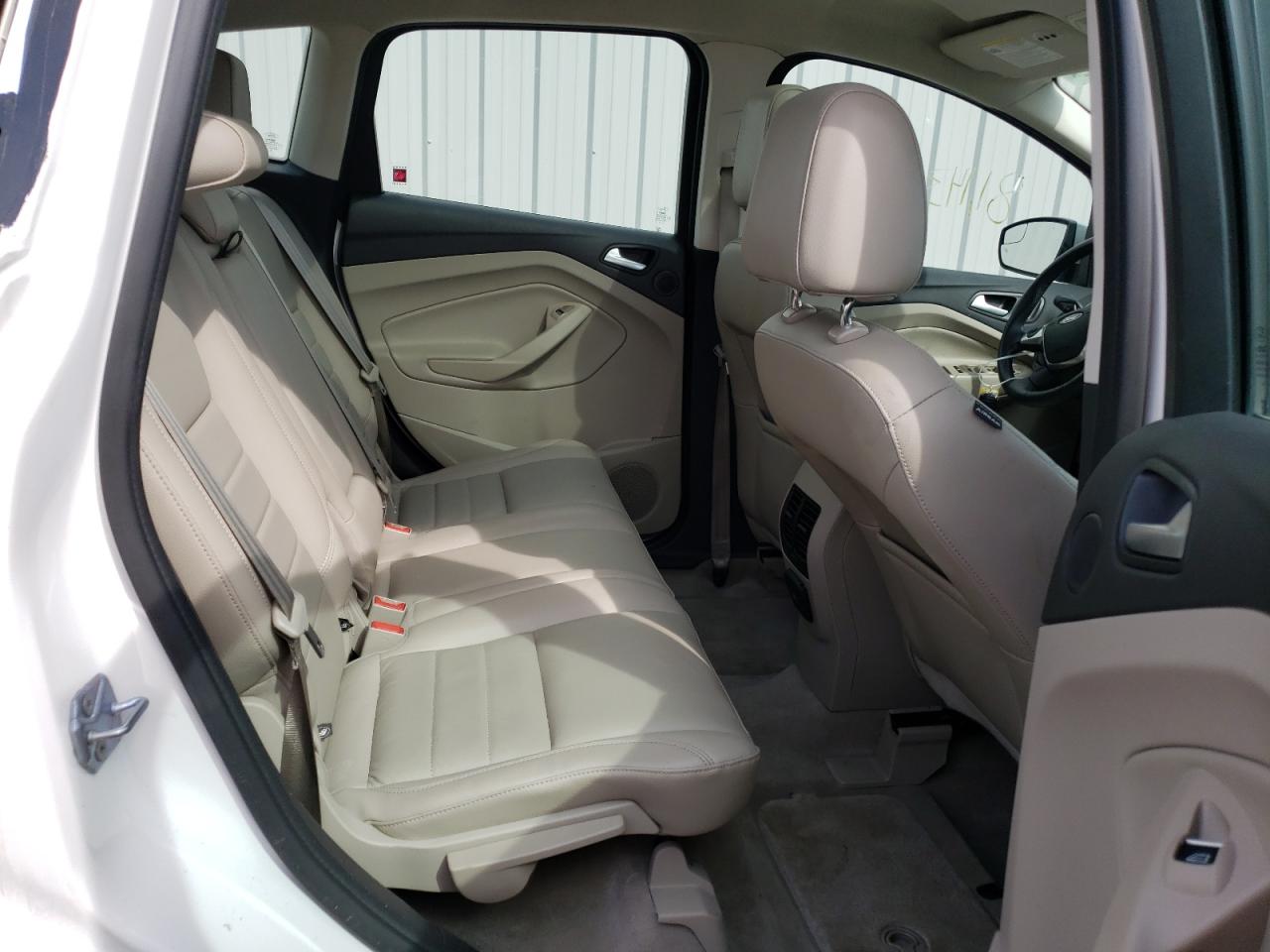 Photo 6 from auction – 2016 FORD C-MAX SEL with VIN 1FADP5BU5GL107778