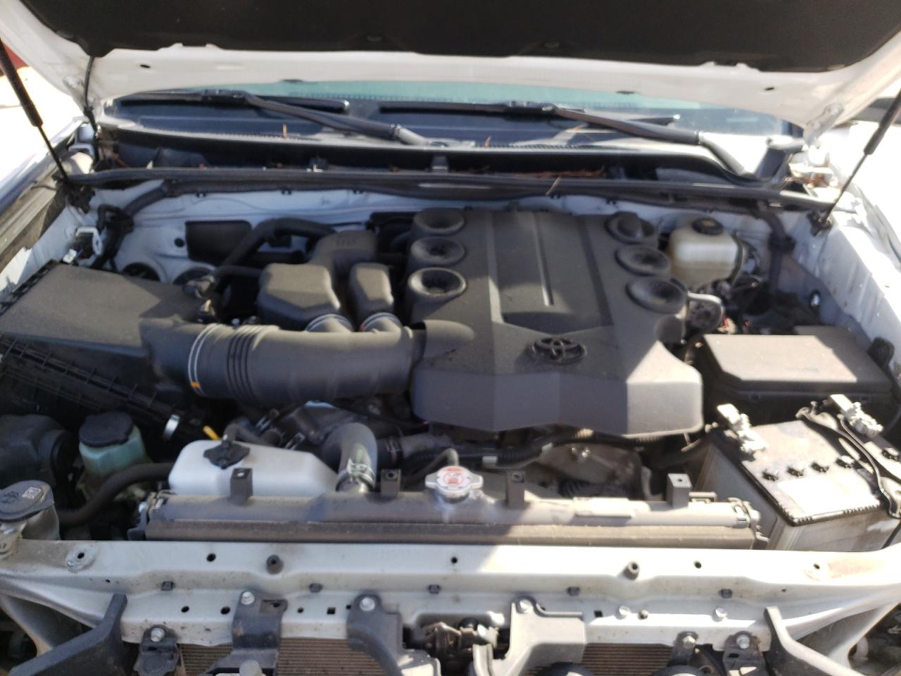 Photo 7 from auction – 2018 TOYOTA 4RUNNER SR with VIN JTEBU5JR4J5579940