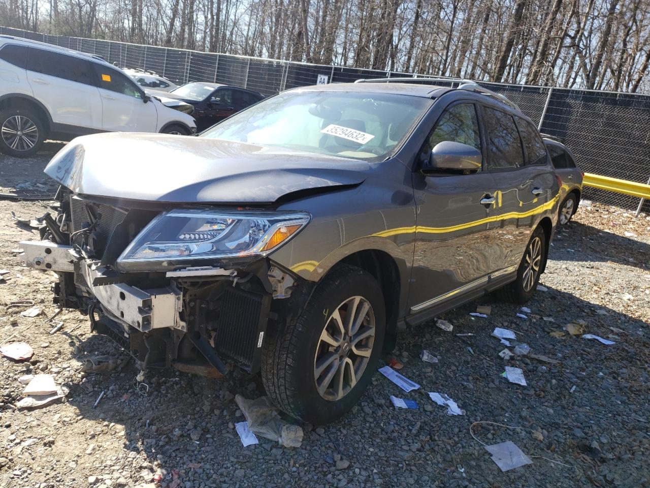 Photo 2 from auction – 2015 NISSAN PATHFINDER with VIN 5N1AR2MM7FC658081