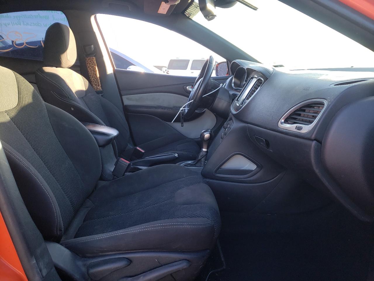 Photo 5 from auction – 2015 DODGE DART SXT with VIN 1C3CDFBB5FD275825