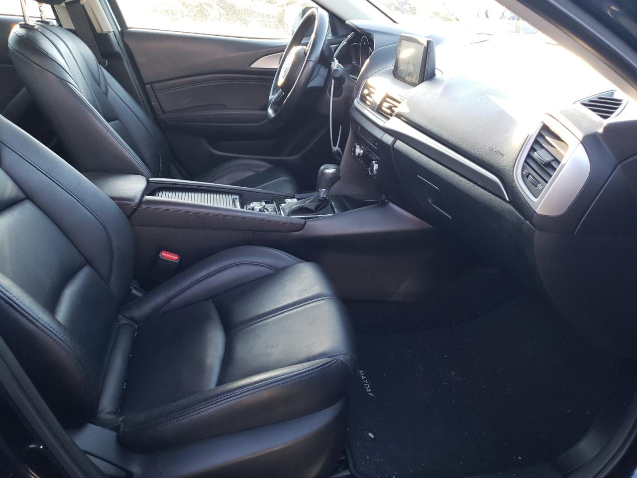 Photo 5 from auction – 2017 MAZDA 3 TOURING with VIN 3MZBN1V78HM148926