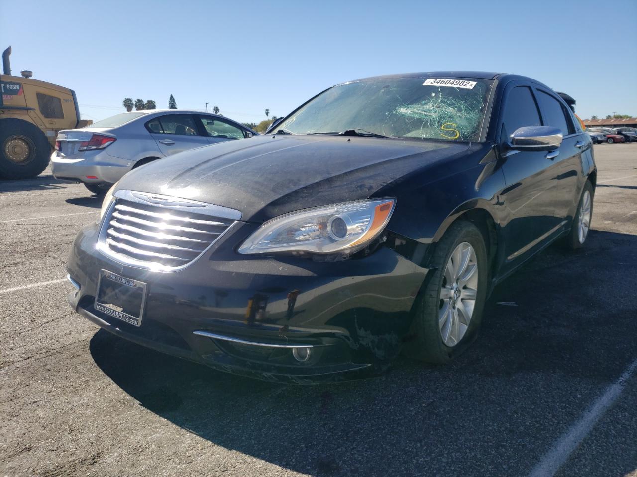 Photo 2 from auction – 2014 CHRYSLER 200 LIMITE with VIN 1C3CCBCG4EN100030