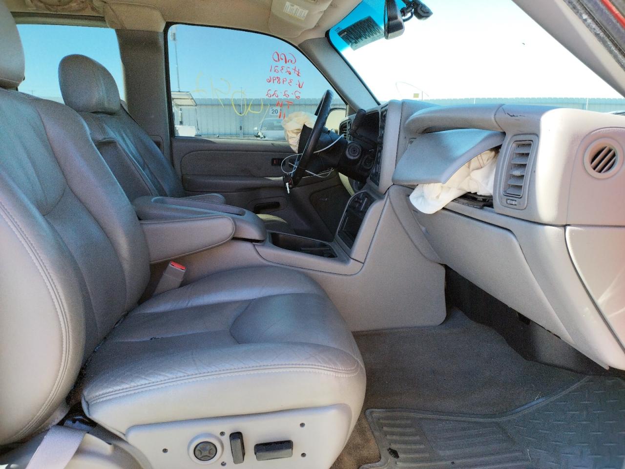 Photo 5 from auction – 2003 CHEVROLET SILVERADO with VIN 1GCEK19T43E139896