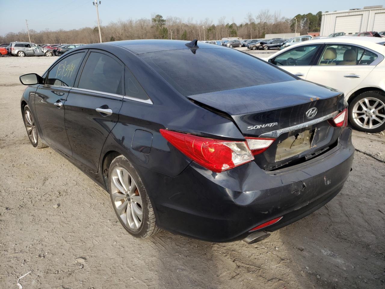Photo 3 from auction – 2011 HYUNDAI SONATA SE with VIN 5NPEC4AC9BH238299