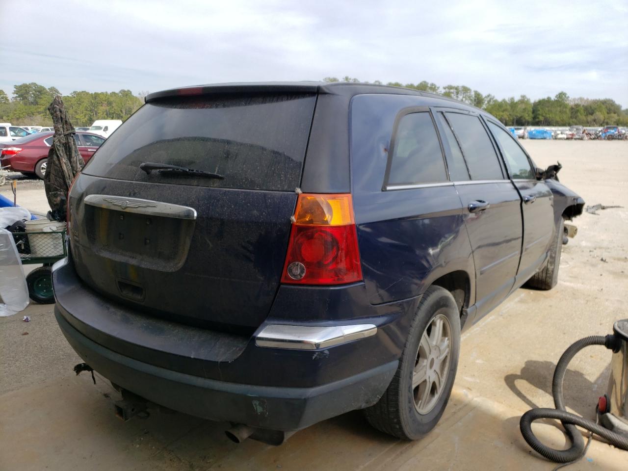 Фото 4 с аукциона – 2006 CHRYSLER PACIFICA T с VIN 2A4GM68486R614610