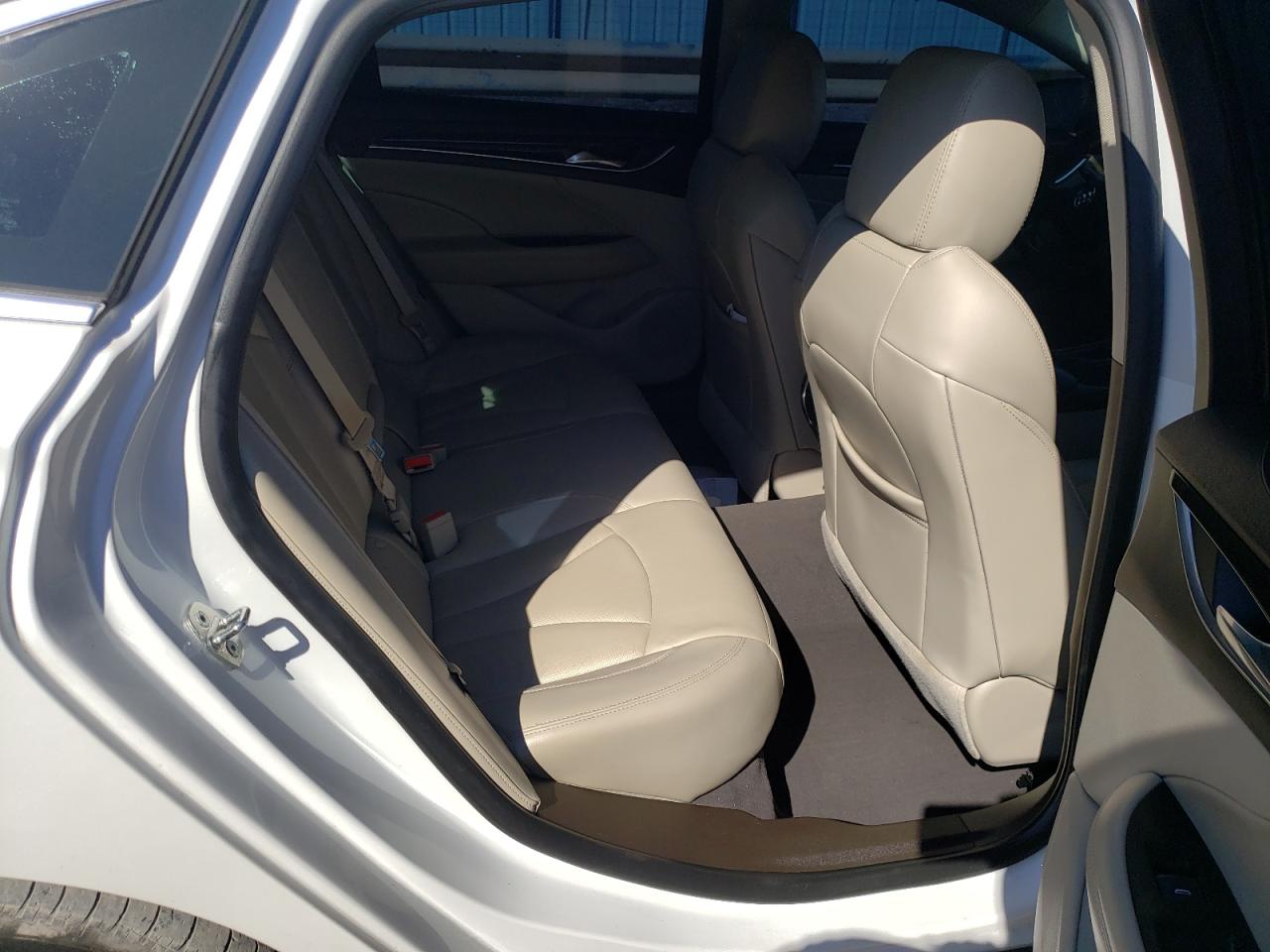 Photo 6 from auction – 2017 BUICK LACROSSE E with VIN 1G4ZP5SS9HU150865