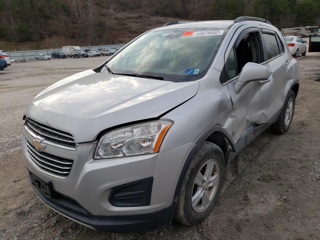 Photo 2 from auction – 2016 CHEVROLET TRAX 1LT with VIN 3GNCJPSB7GL199571