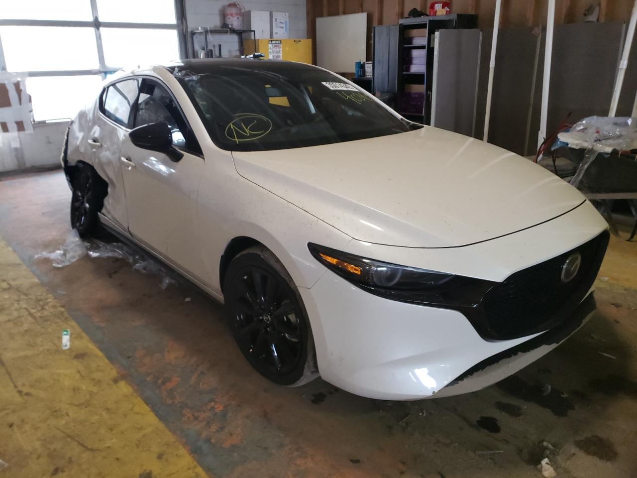 MAZDA 3 2021 with VIN JM1BPBJY6M1402903 - Photo from auction