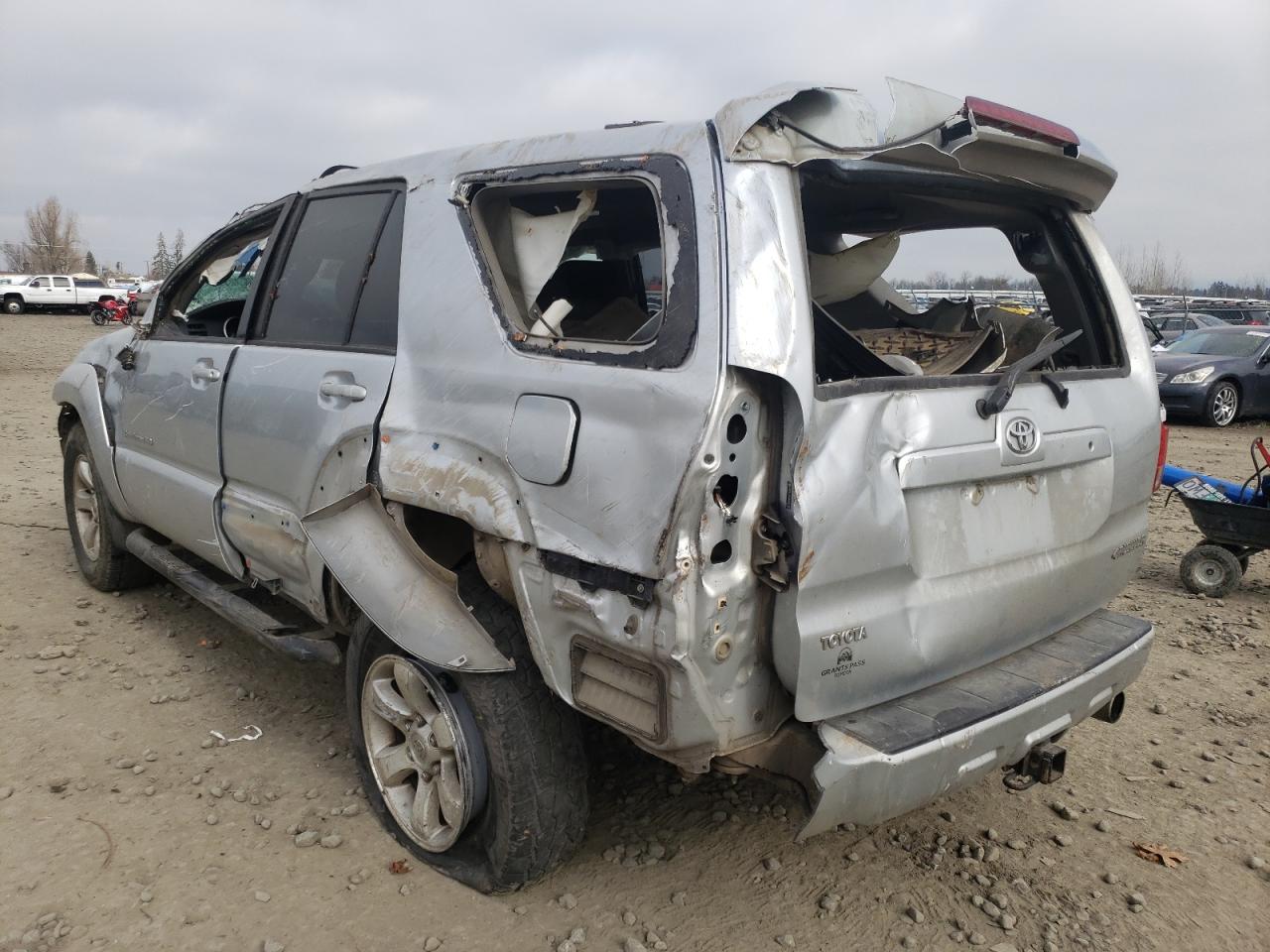 Photo 13 from auction – 2006 TOYOTA 4RUNNER SR with VIN JTEBU14R460087207