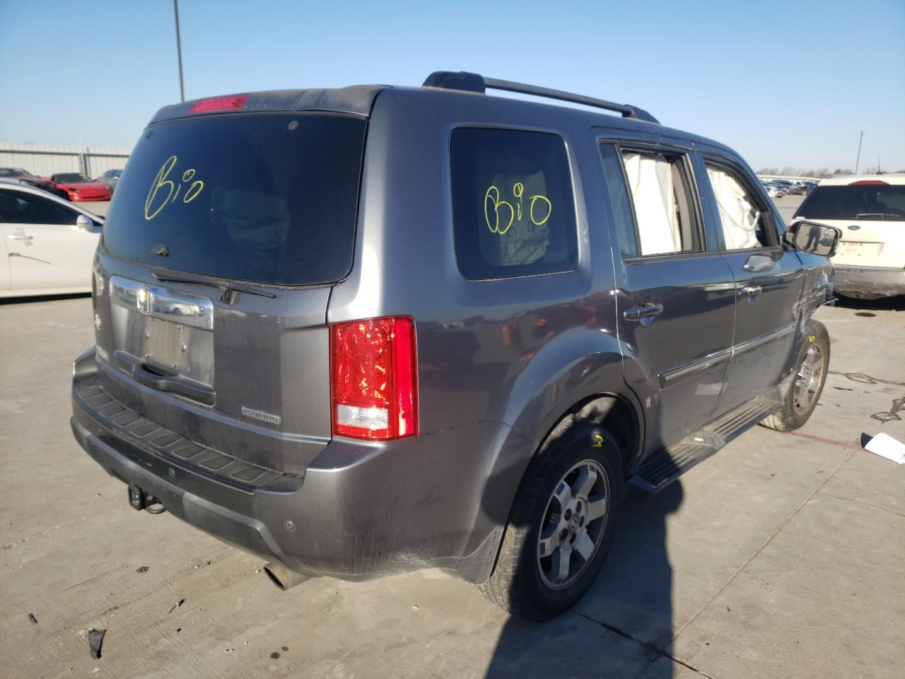 Photo 4 from auction – 2010 HONDA PILOT TOUR with VIN 5FNYF3H89AB022661