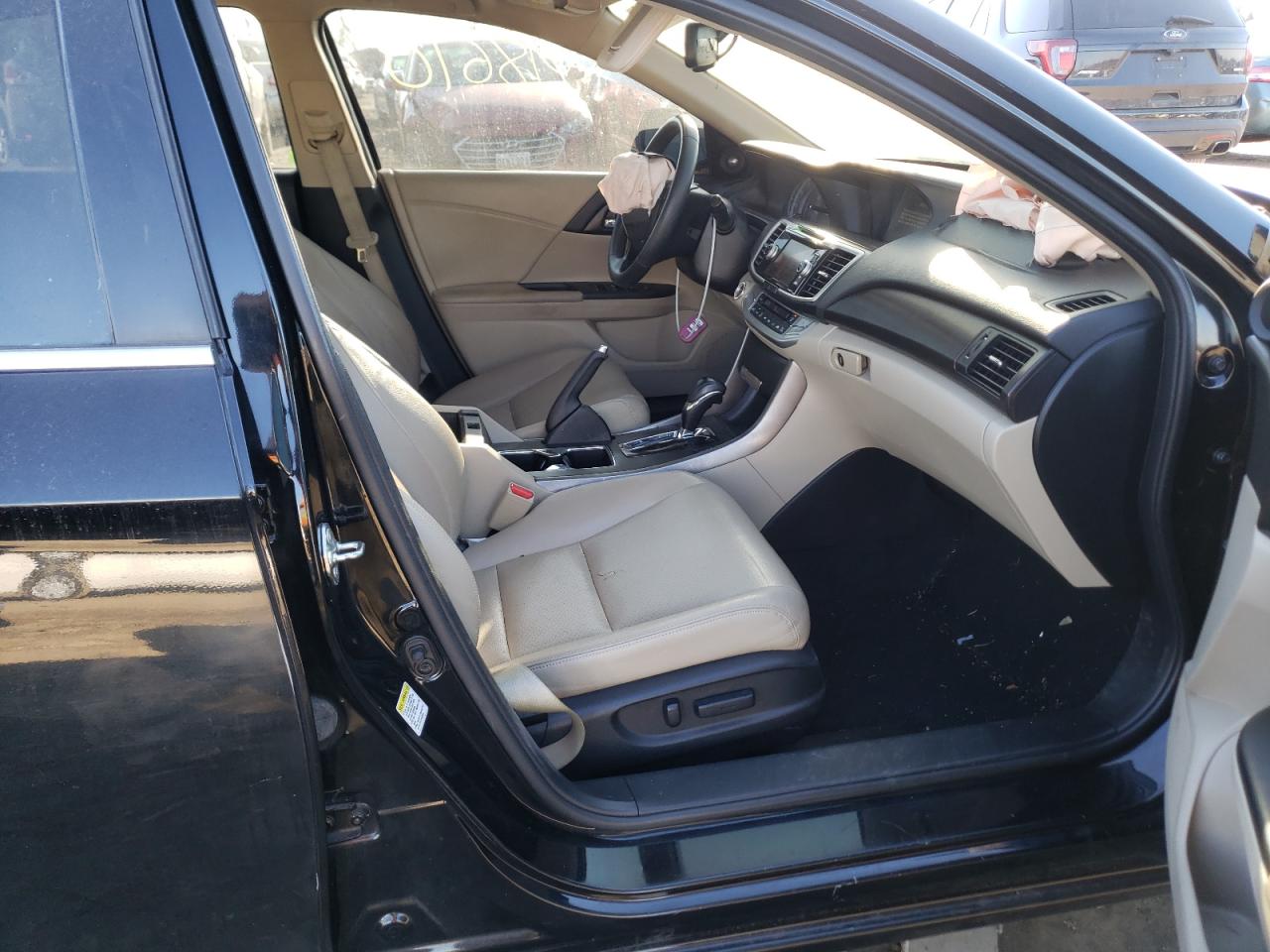Photo 5 from auction – 2015 HONDA ACCORD EXL with VIN 1HGCR2F80FA013394