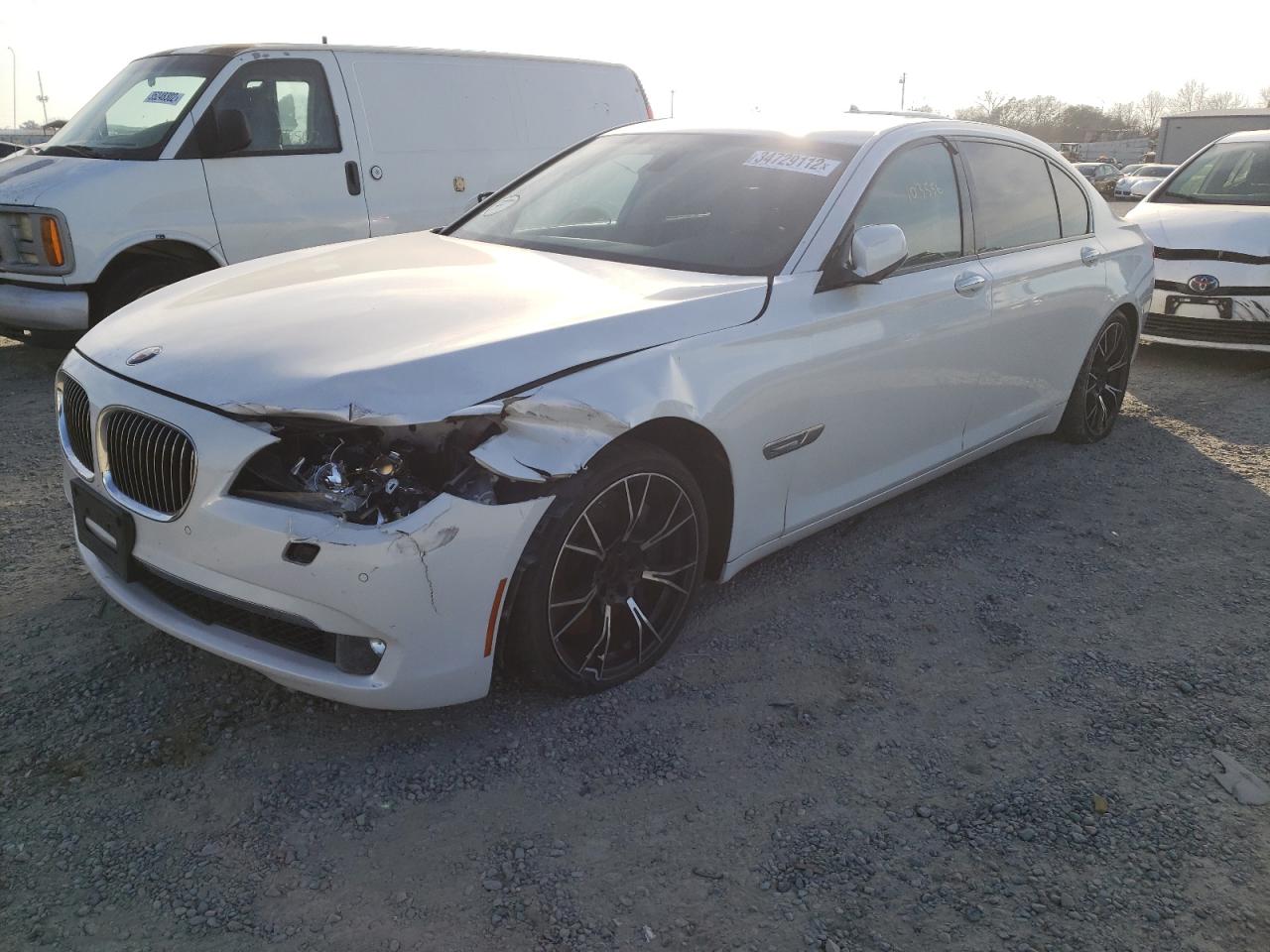 Photo 2 from auction – 2012 BMW 750 LI with VIN WBAKB8C54CDX20954