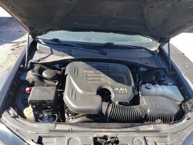 Photo 7 from auction – 2019 CHRYSLER 300 TOURIN with VIN 2C3CCAAG3KH676001